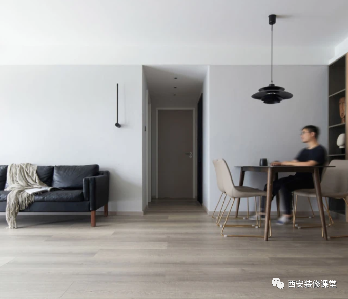 95㎡两室旧房改造,年轻人极简新家