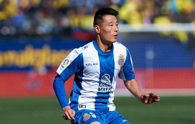 國(guó)足|國(guó)足隊(duì)內(nèi)對(duì)抗賽由兩組教練分別執(zhí)教 高質(zhì)量熱身賽有利于提升實(shí)力