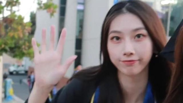 中国女学生家庭财产被曝光，一户人家抵得上一省 GDP？网友：罗马出生的