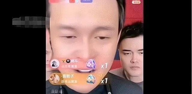 小沈龙|小沈龙靠太狂了!直播PK输了就疯狂辱骂榜一大哥:刷不起就别装