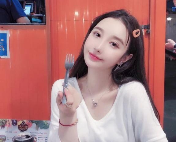 刘海 女性152-176cm标准体重对照表公布，自查一下，看看你是否已超标