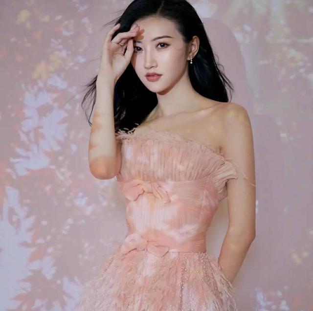 刘诗雯和张继科，还能再续前缘吗？网传，国乒藏獒已经秘密结婚