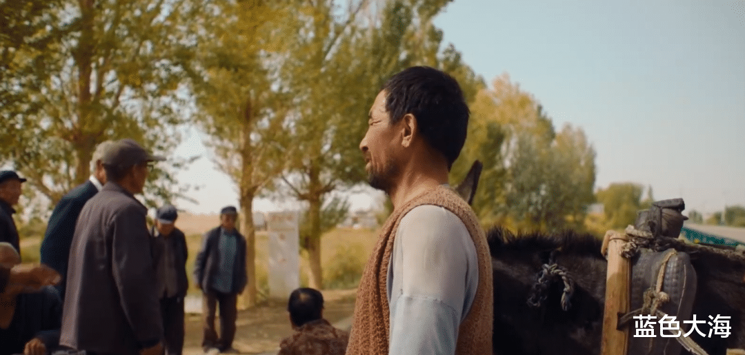 隐入尘烟|收获10亿网友好评却突然下架!《隐入尘烟》到底动了谁的蛋糕?