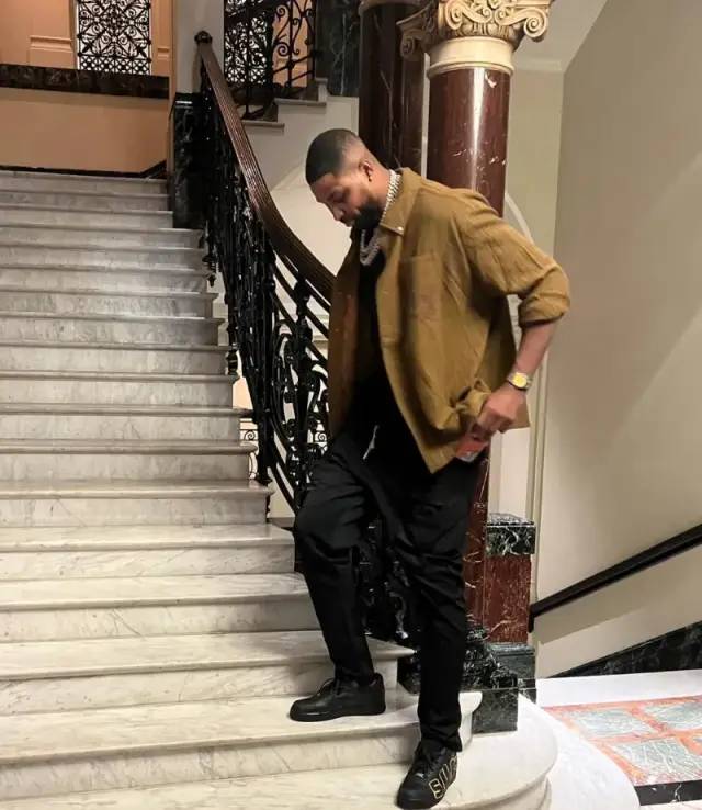 金·卡戴珊|卡戴珊又给TT生孩子了！