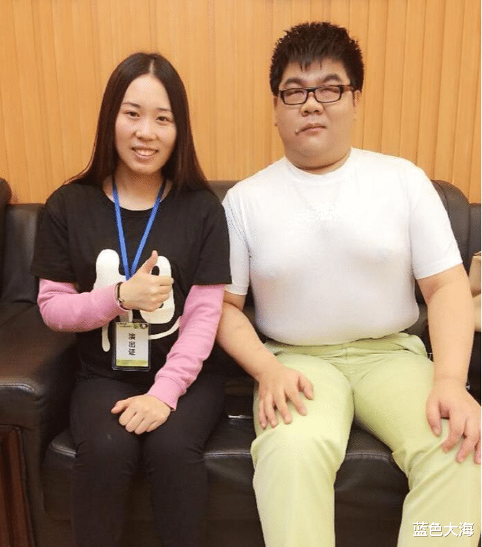 盲人|爆红后,狂妄的“盲人”歌手杨光,终为自己的不可一世付出代价