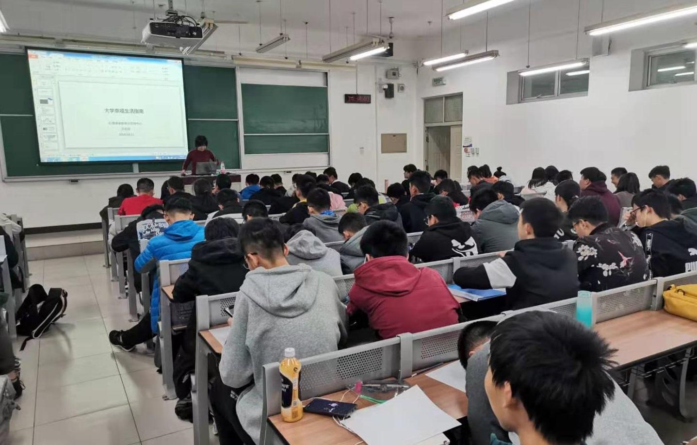 大学生|那些没有参加社团和学生会的毕业生都怎么样了
