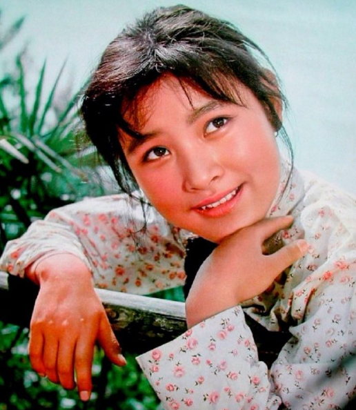 陈冲|陈冲的“毁灭史”，春晚5字得罪众人，在美国弃养双胞胎女儿