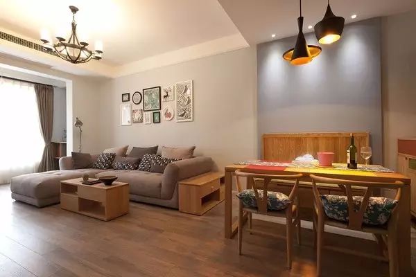 电视墙变书房,80平小家收纳功能太强悍!