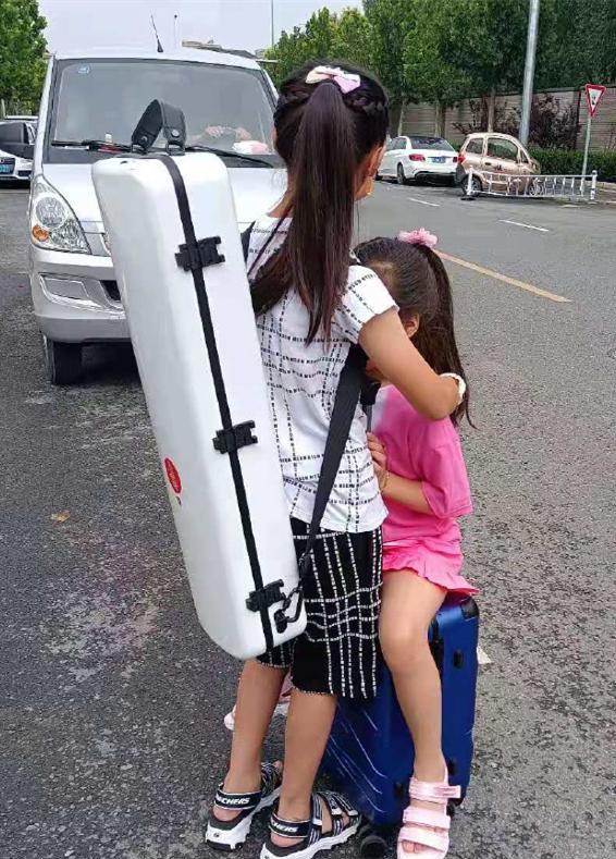 岳云鹏|德云社岳云鹏发文,引发粉丝热议,为了孩子的教育岳哥真是拼了