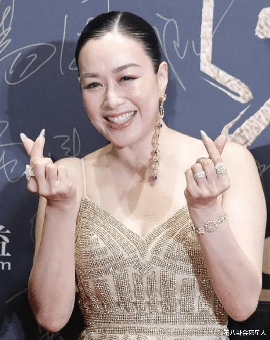 切胃、剪肠齐上阵，这些明星却越来越发福、脸垮、变样，白费劲了