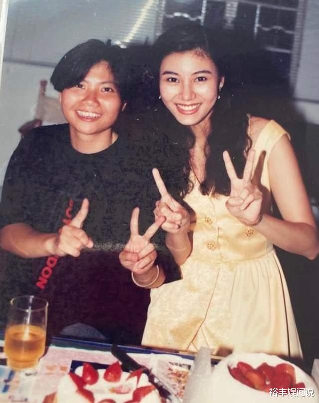李嘉欣|李嘉欣分享旧照悼念好友!珍贵私照曝光,少女感满满青春气息浓厚