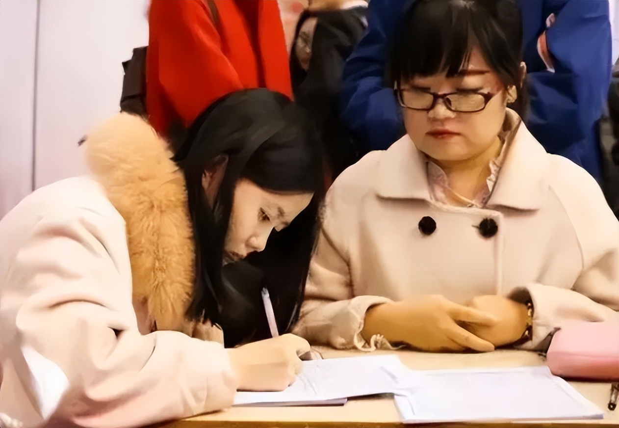 |“你可真敢开口要”!二本生期望薪资6000+,被面试官直接开怼