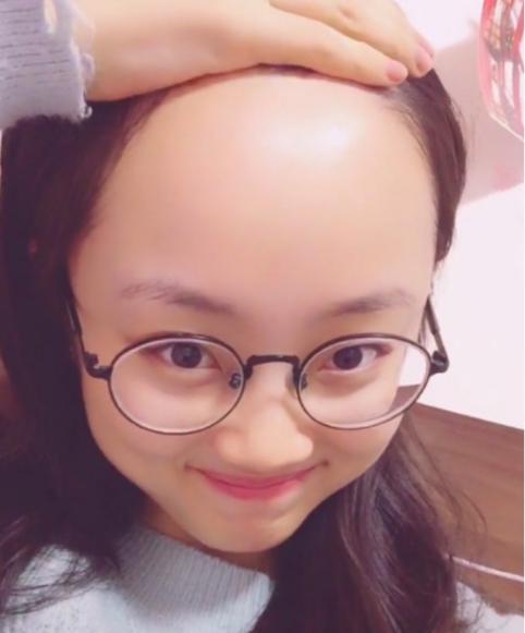 发型 教师晒高校女生发型图，新流行趋势逗笑网友，直言“父母辈”审美