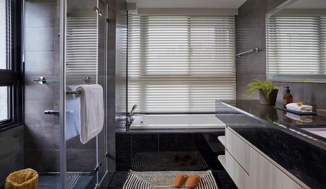 看完这个五口之家后,才明白那么多人坚持去风格化,越简单越幸福