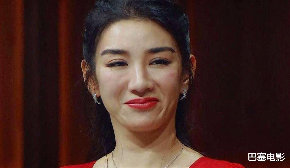 萧蔷|判若两人张敏，遮住脸还是女神萧蔷，不服老的美人一个比一个脸垮