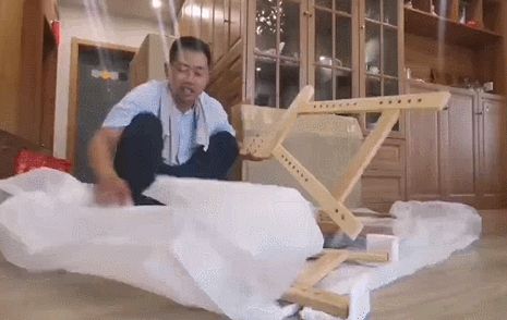 真实木，颜值高又环保，一款陪伴孩子学习的斯芬达小鹿学习桌椅