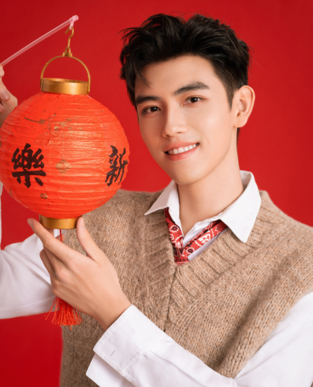 陈飞宇|陈飞宇亦琳齐发声明回应私密照:曾交往过,女方分手次年结婚!