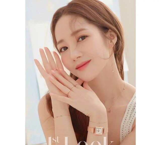 朴敏英|金秘书知道错了!大佬曝光后网友劝分,朴敏英方称已经分手没拿钱