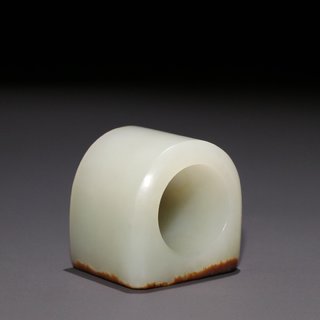 和田玉籽料|?清 和田玉籽料马蹄扳指