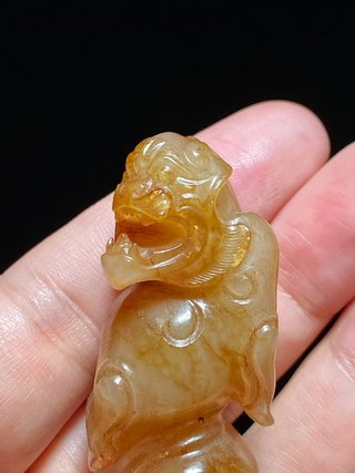 和田玉籽料|宋 和田玉籽料黄沁 方相氏 挂件 把件