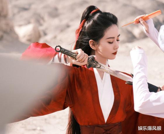 刘诗诗|刘诗诗工作室回应粉丝诉求，被吐槽看不懂，大粉暗指资本强大