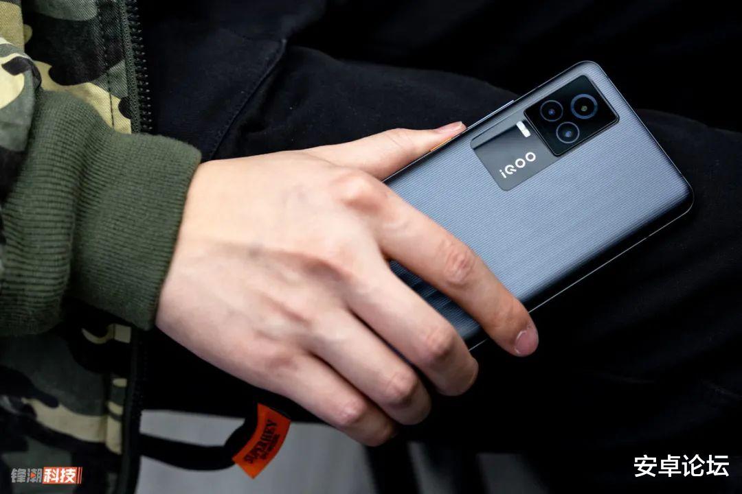 红米手机|天玑9000+一亿像素，Redmi这波不得「干翻小米」？