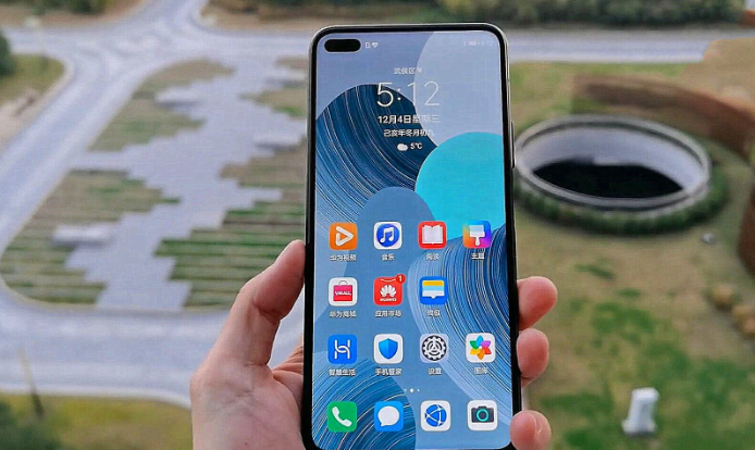 华为mate9|现在用mate9，我一直想换但是在找不到换他的理由，确实挺耐用的