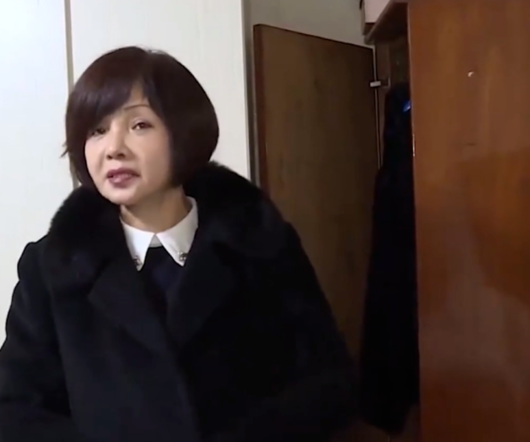 湖南女子沉迷打牌,1年欠1亿!丈夫摆平后立马离婚,如今怎样了?