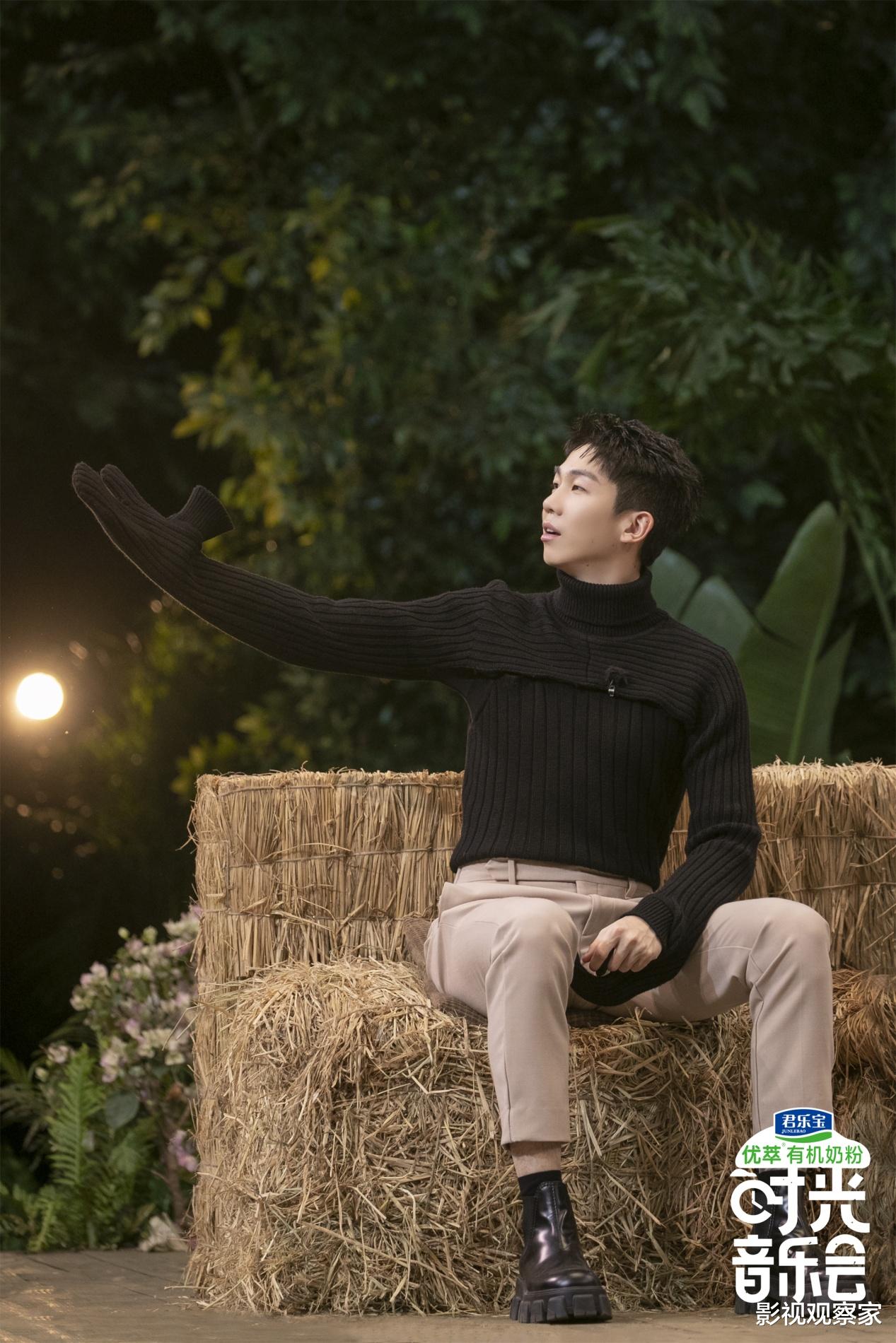 时光音乐会|太会玩！本期《时光音乐会》表演形式大不同，KTV点歌唱出人生故事