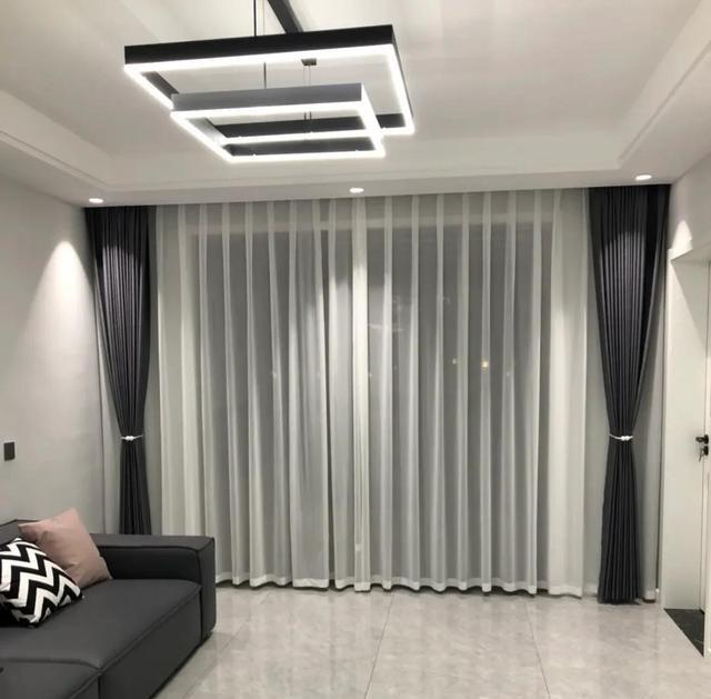 窗帘应该怎么选?内行人总结了5条避坑经验,早点知道不吃亏