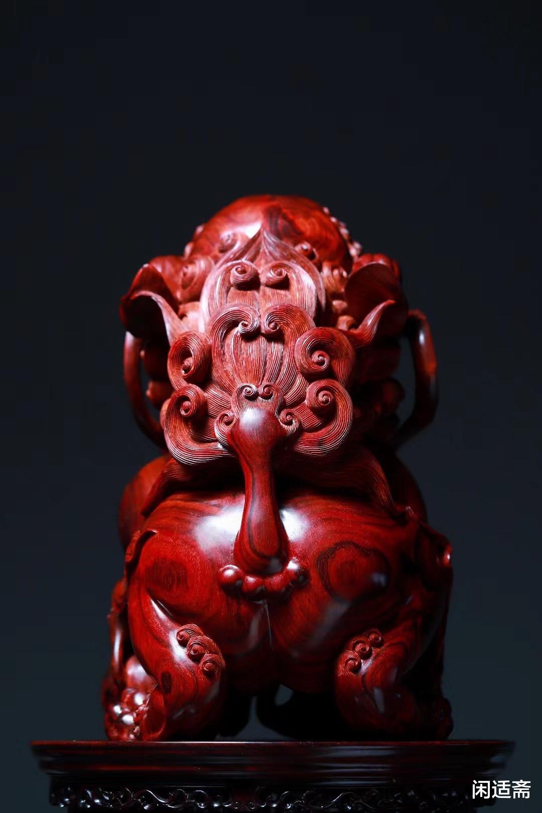 小叶紫檀|雅室清赏,小叶紫檀,瑞狮踩球