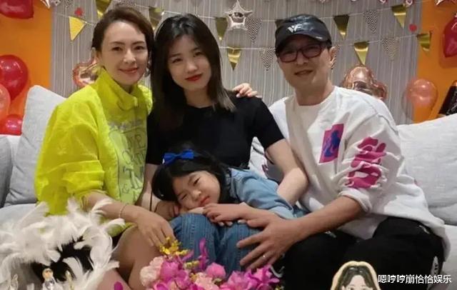 汪峰|汪峰前妻葛荟婕,找了个像汪峰的新男友,是忘不掉还是故意恶心?