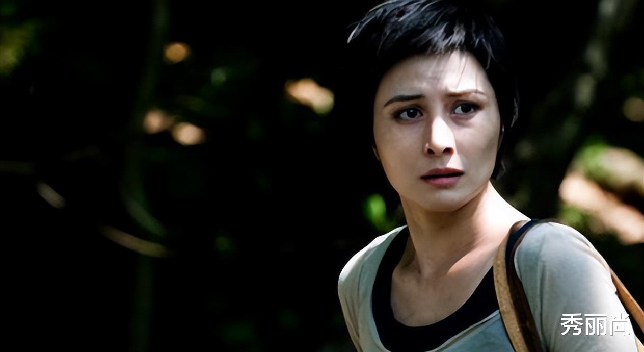 看似“平平无奇”，实则家世显赫！这12位明星的父母富得流油