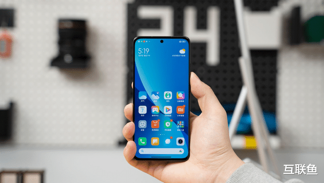 小米科技|12月好评榜出炉！小米该加把劲了