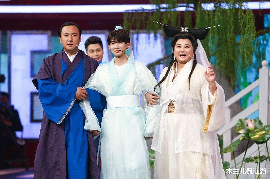 贾玲|同样在春晚“起飞”，贾玲和丫蛋，如今差别巨大，为何？