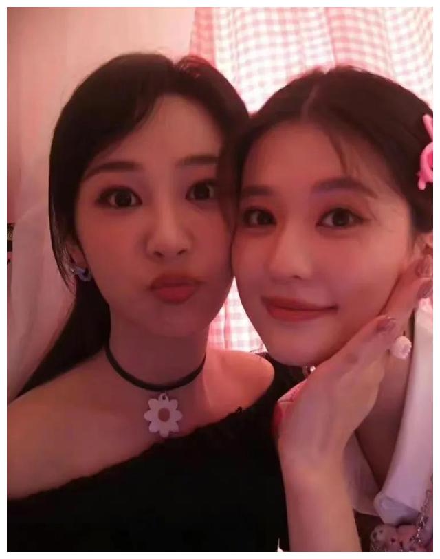 杨紫|杨紫30岁生日写真,洒脱随性,灵动自然