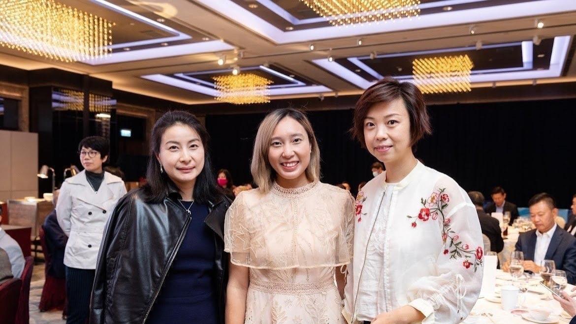 郭晶晶|郭晶晶张怡宁罕见同框，霍太太越来越富态，徐太太美出新高度！