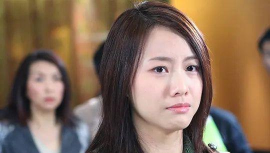 邓丽欣|她曾自曝被“大佬之子”侵犯，却跌落事业谷底，10年男友也意难平