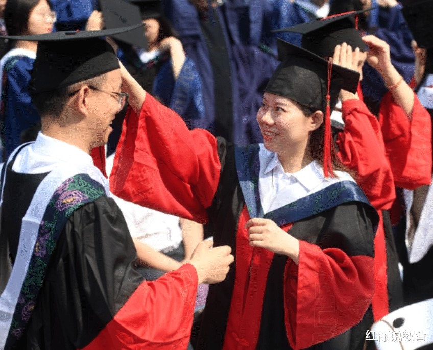 求职|博士国内求职月薪5000元，遭多家公司闭门羹，赴美后年薪超1亿？