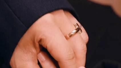 大S|大S广告成片出炉！精修图梦回尹夏沫，一张图露4处刺青却让人出戏