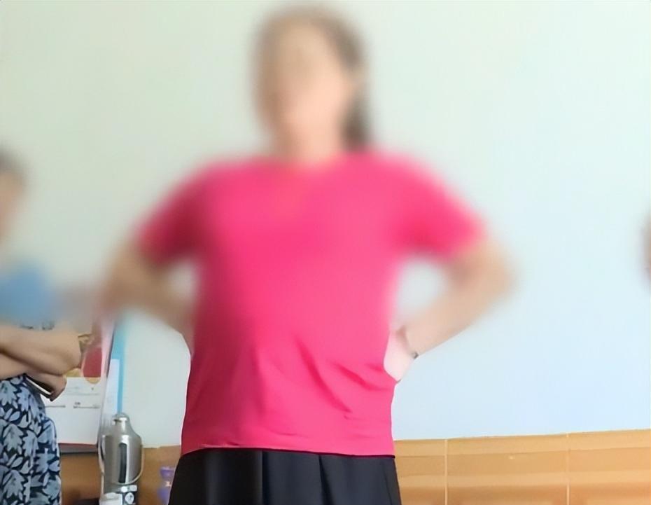 2021年,男子花百万娶娇妻,出差三个月后,发现她已嫁做他人妇
