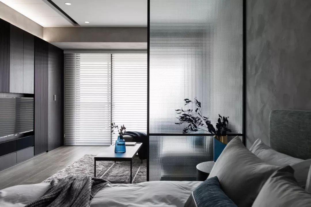 邻居家这种做法太赞了,真正透光不透人,家中每处都能有很强装饰性