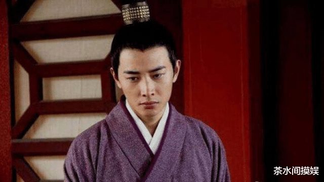 霍建华|穿上龙袍也不像皇帝！朱亚文似太监，霍建华苦瓜相，张艺兴太拉胯