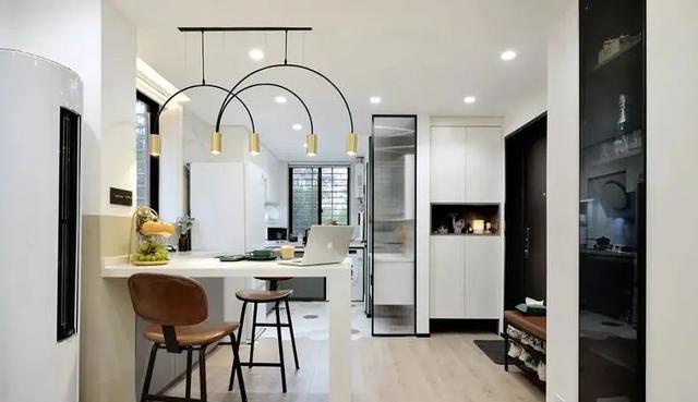 40轻奢风小户型装修,合理动线+超强收纳,打造出大平层的既视感