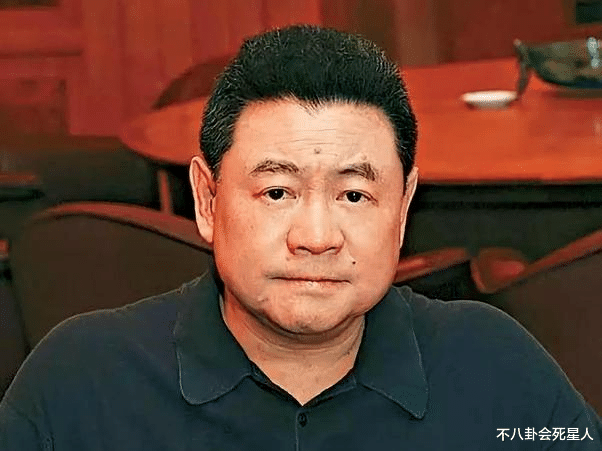 许晋亨|港台“女星狙击手”富豪?现状:坐轮椅,至今未婚,72岁还想追4胎