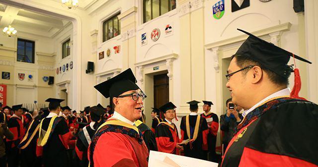 高校|高校招聘拟录名单被流出,“水博”引众人不满,学渣也能当老师吗