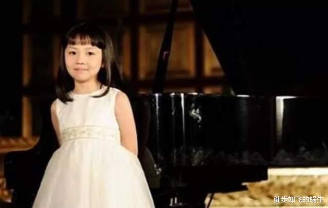 林妙可|到底谁是幸运儿？林妙可出道巅峰止步不前，一个被替换却感谢张艺谋？