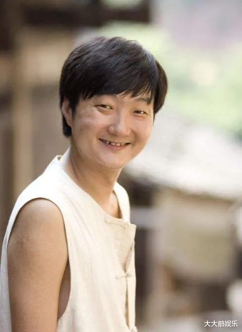 董洁|董洁的悲惨,是在“白天鹅”被“癞蛤蟆”吃到时就已经注定了的