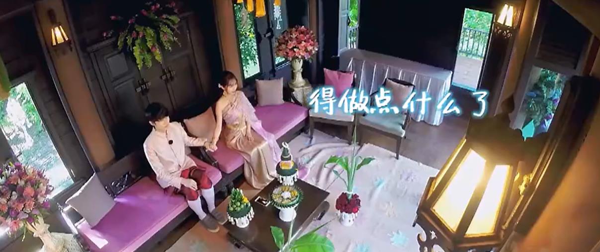 李菲儿|放生龙虾，却吃起了螃蟹的李菲儿，指责baby横刀夺爱，谁给的勇气