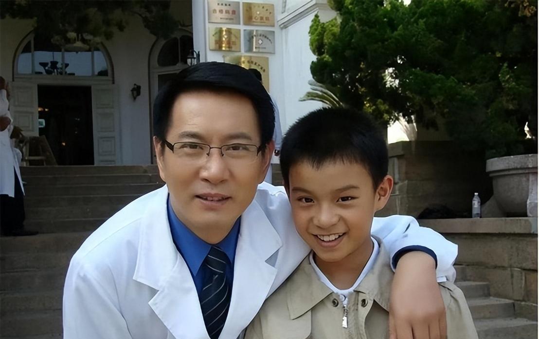 姚刚|演员姚刚：对婚姻不愿将就，52岁依旧单身，妈妈为了他失眠流泪